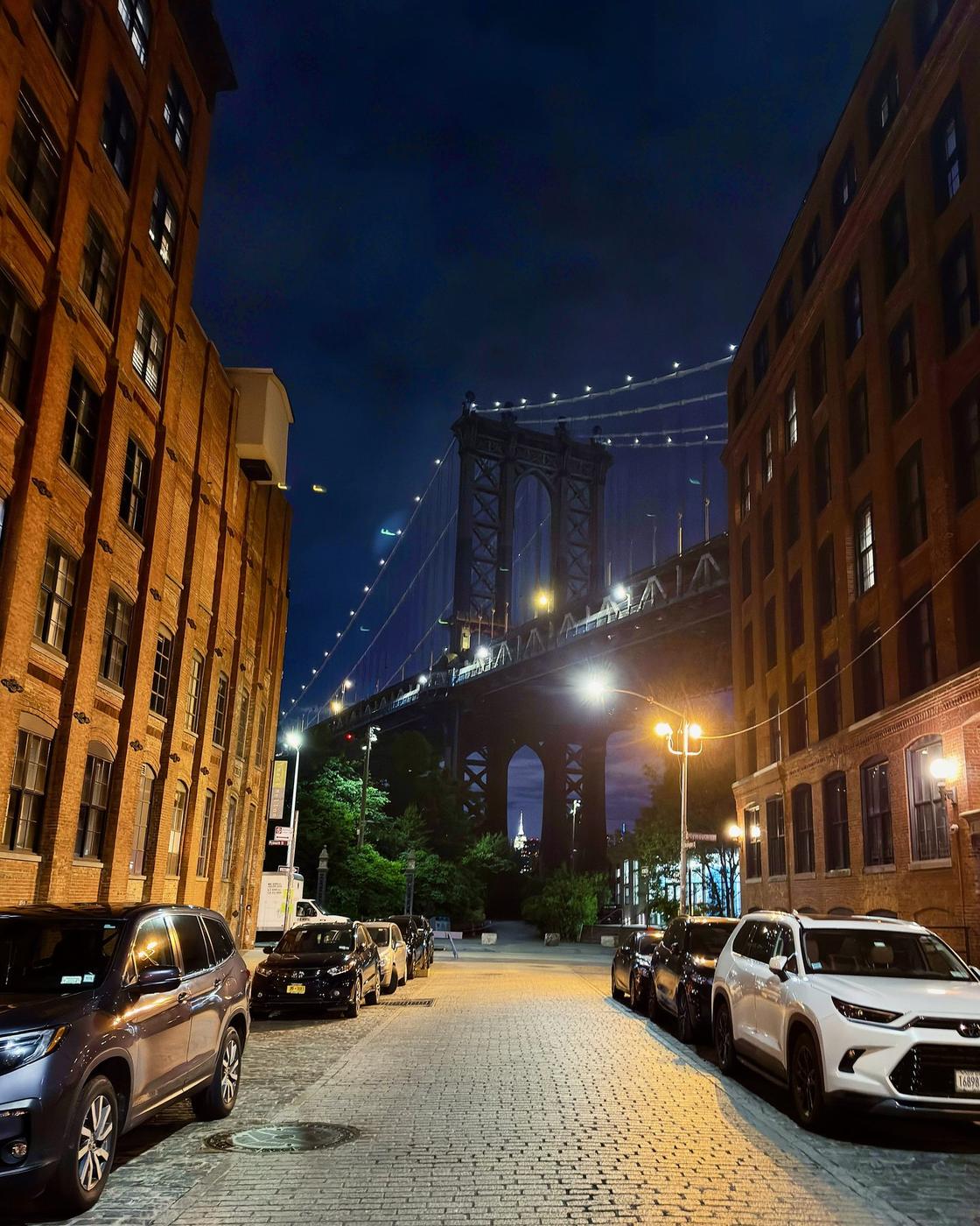 Manhattan Bridge from DUMBO, Brooklyn, at night